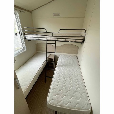 Shelbox típusú mobilház 8x3m 1.